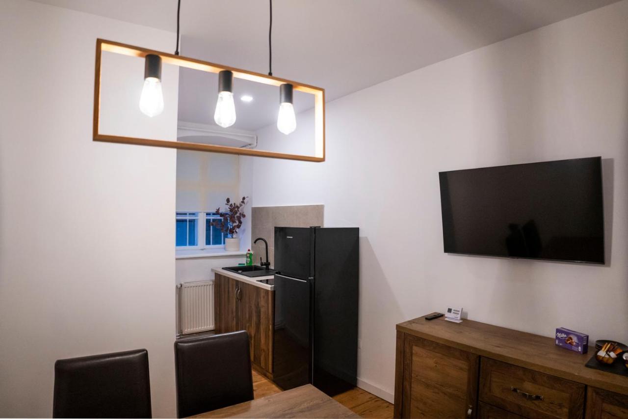 Coban Residence - A4 - Rustic Apartment Brasov Bagian luar foto